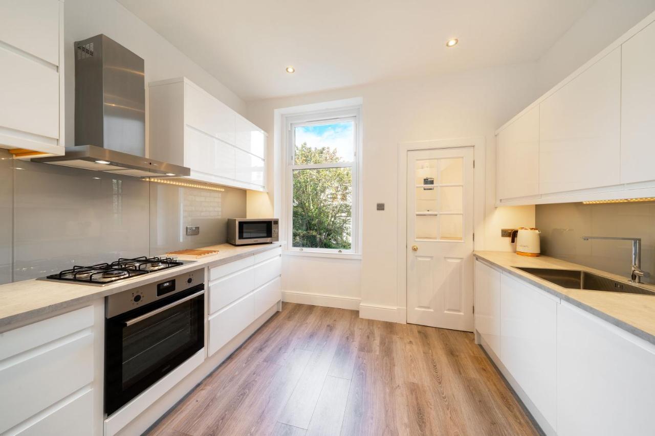 Jane'S Place - Chic 2 Bed Apartment Dundee Exterior foto