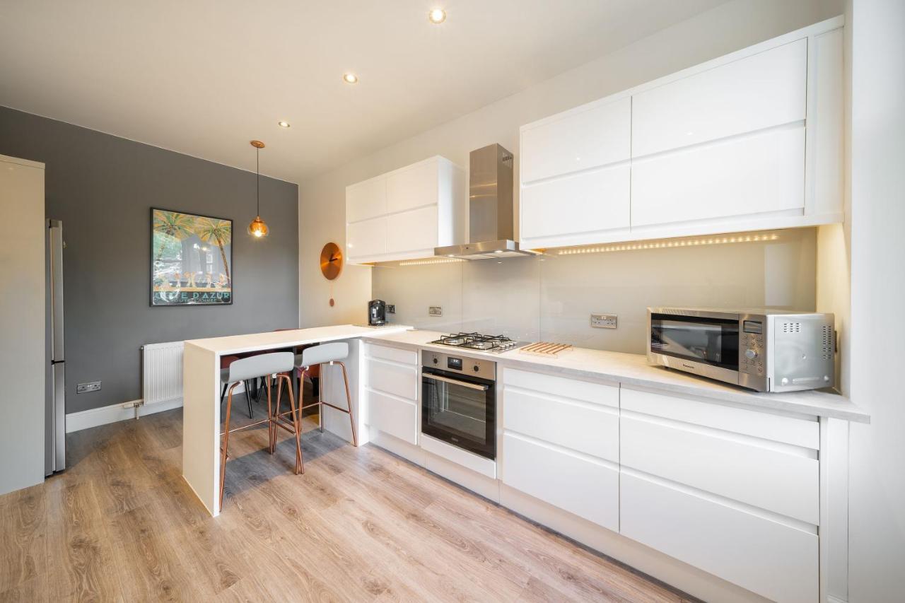 Jane'S Place - Chic 2 Bed Apartment Dundee Exterior foto