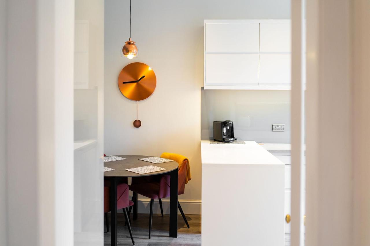 Jane'S Place - Chic 2 Bed Apartment Dundee Exterior foto
